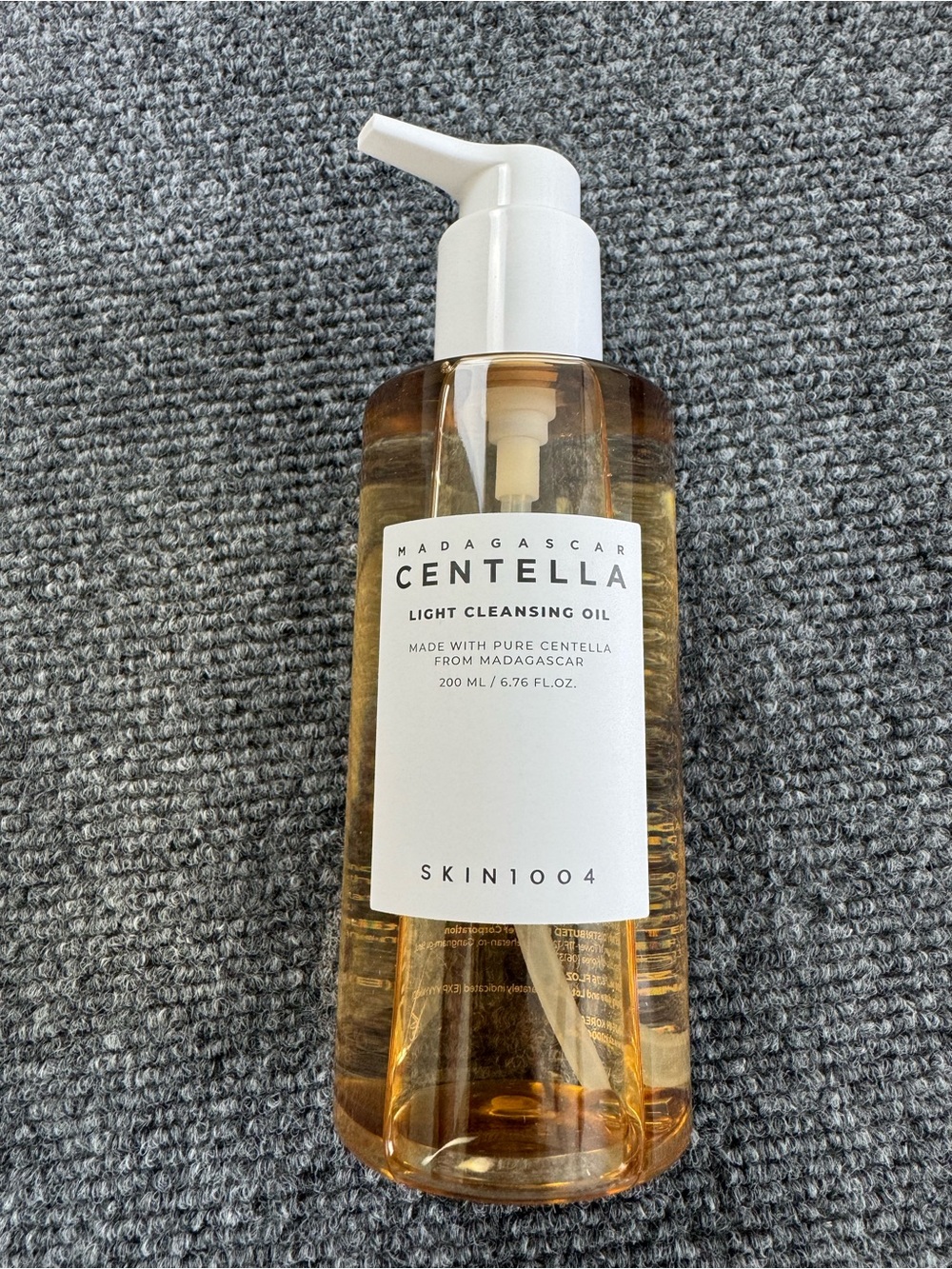 SKIN1004 Madagascar Centella Light Cleansing Oil 200ml / 6.76 fl.oz